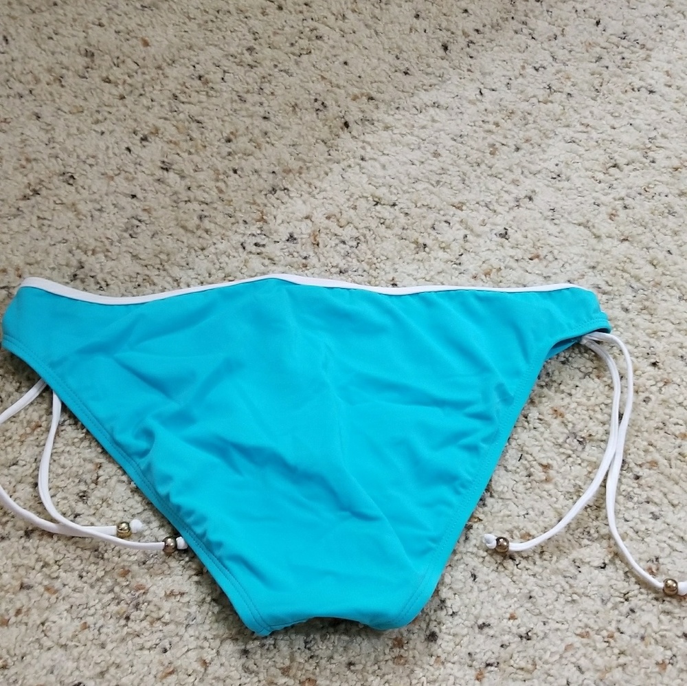 NWT bikini bottom - Picture 2 of 2